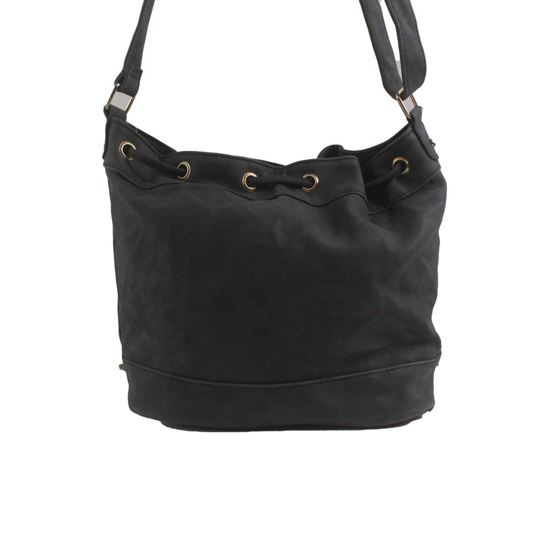 CLASSIC CARRY BLACK LEATHER HAND BAG