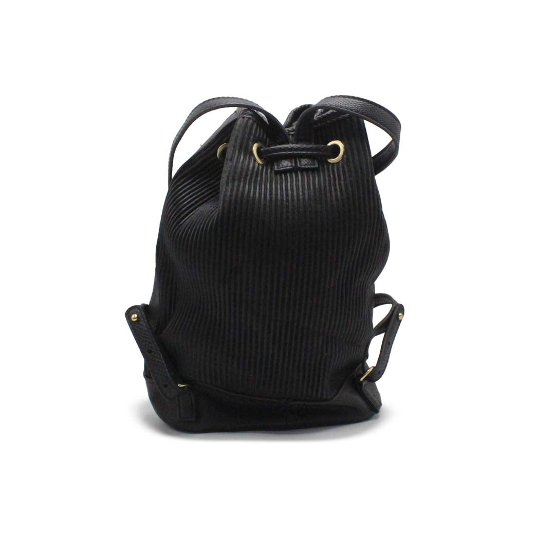 CLASSIC BLACK BACK PACK