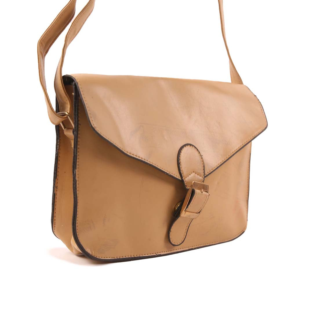 CLASSIC BROWN LEATHER SHOULDER BAG