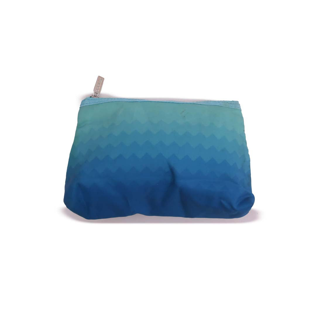 COOLA BLUE GRADIENT POUCH