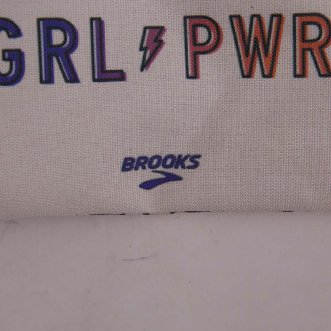 BROOKS GIRLPOWER ZIPPY POUCH