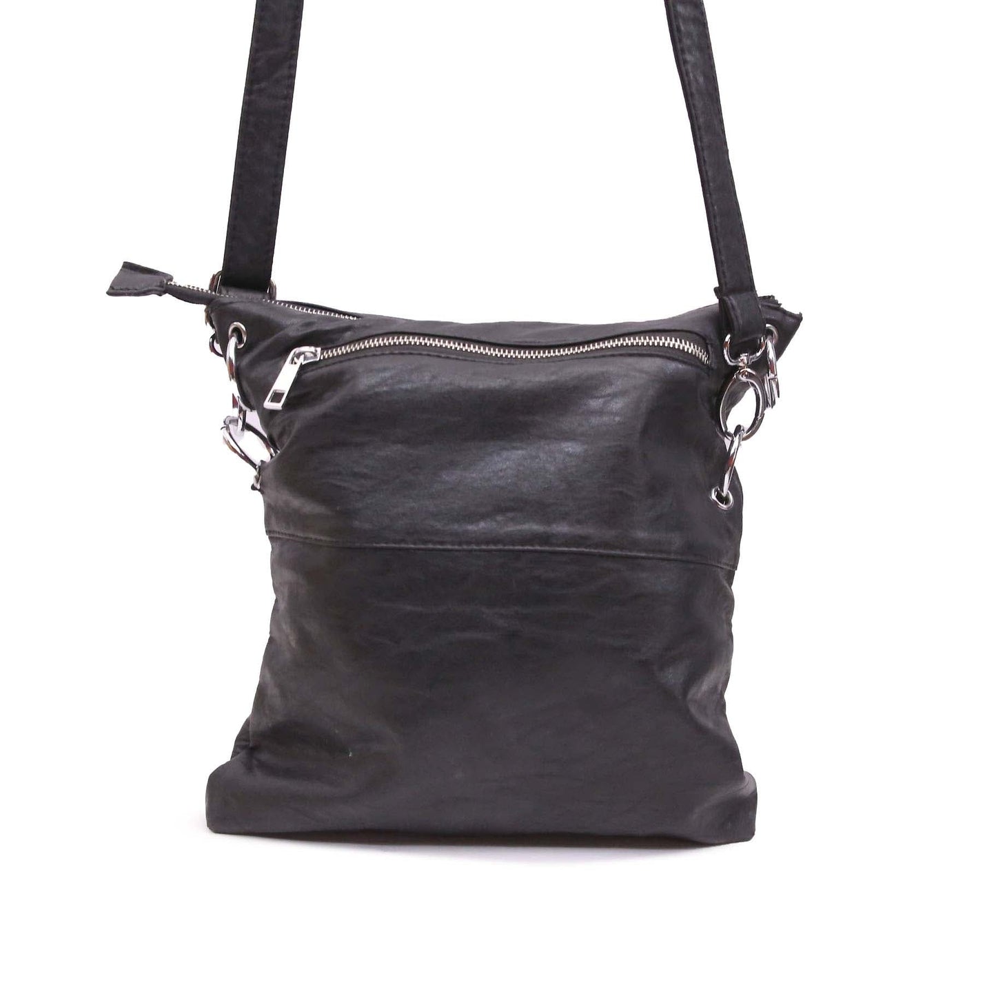 CLASSIC BLACK LEATHER SHOULDER BAG