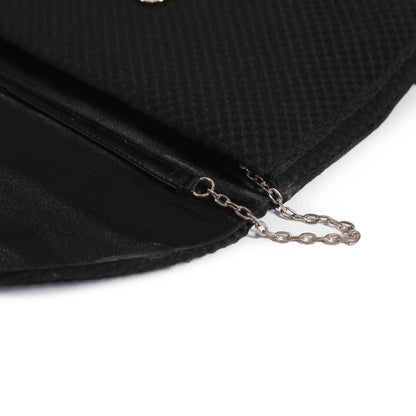 ACCESSORIZE BLACK CLUTCH