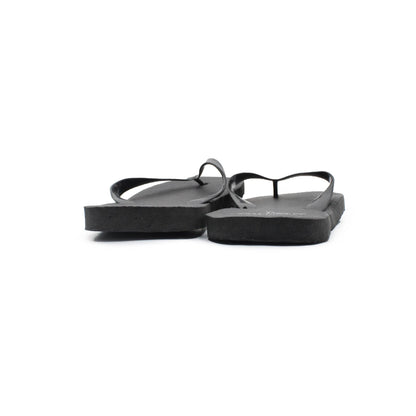 Eden Hall Black Flip Flop