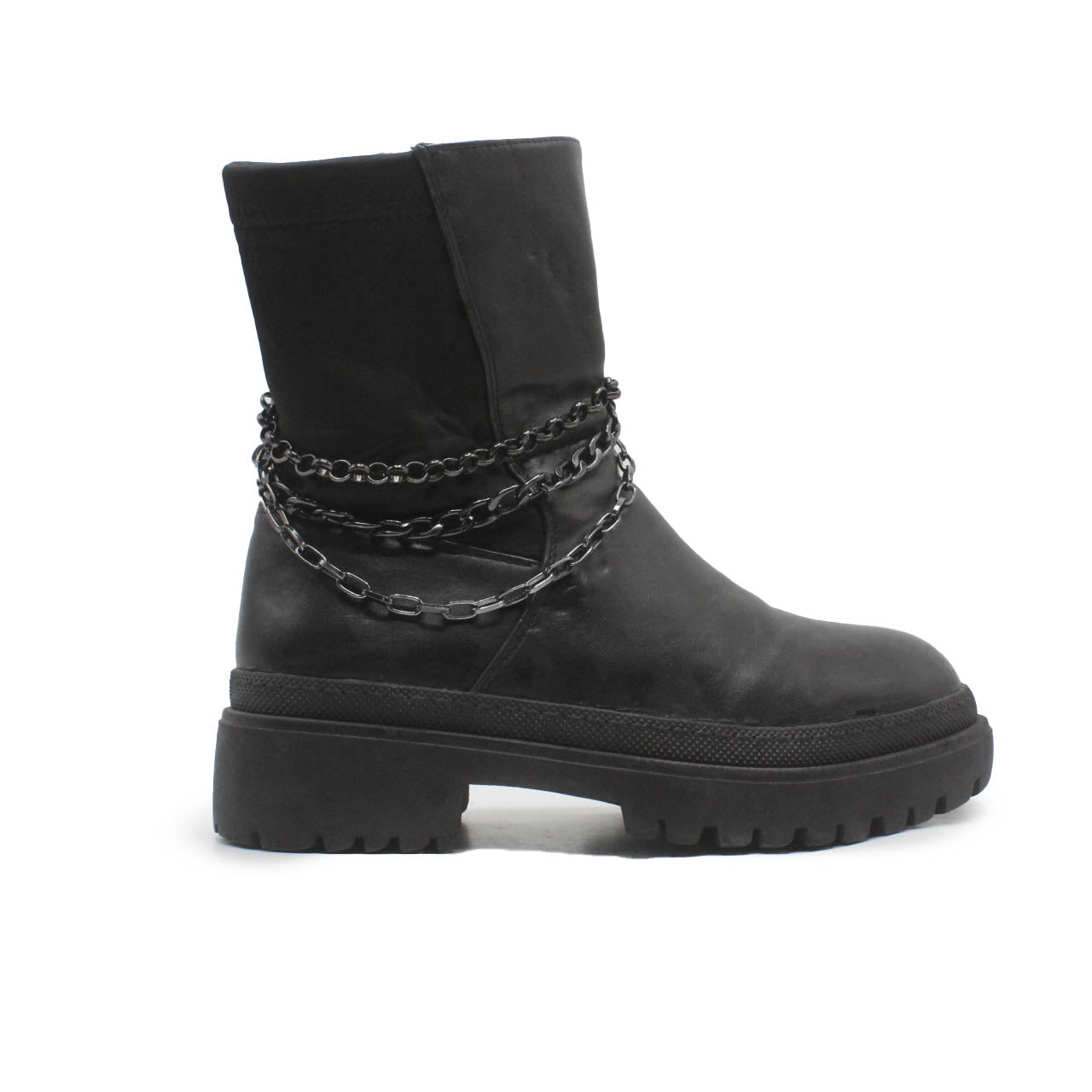 CLASSIC BLACK ANKLE BOOT