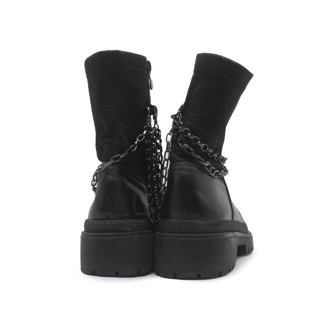 CLASSIC BLACK ANKLE BOOT