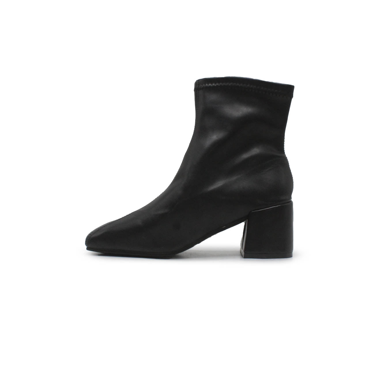 CLASSIC BLACK ANKLE BOOT