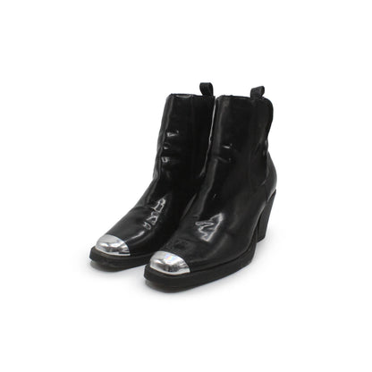 Truffle Collection Western Toe Cap Ankle Boot