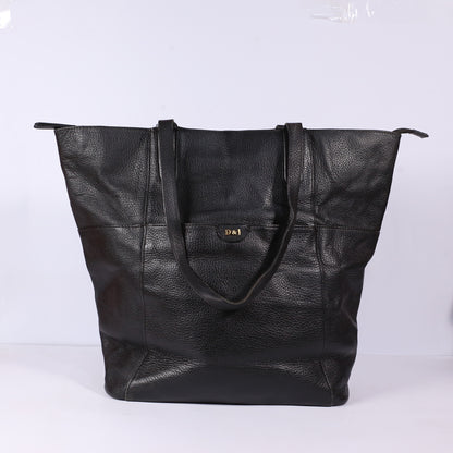 D&J Black Pebbled Leather Shoulder Bag