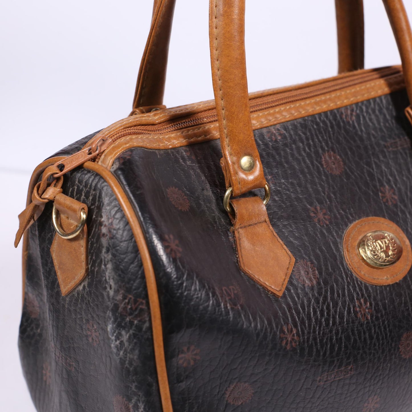 CVP LEATHER HANDBAG