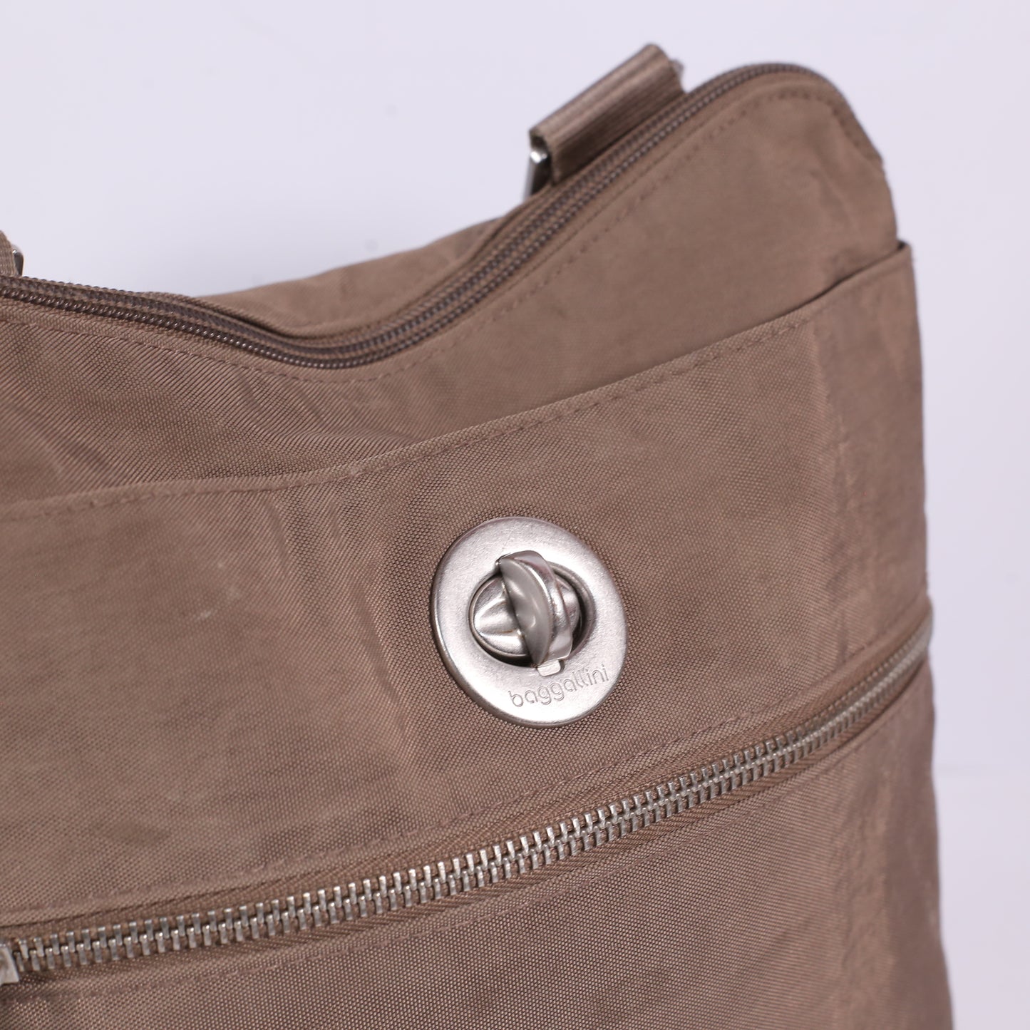 Baggallini Brown Women Bag