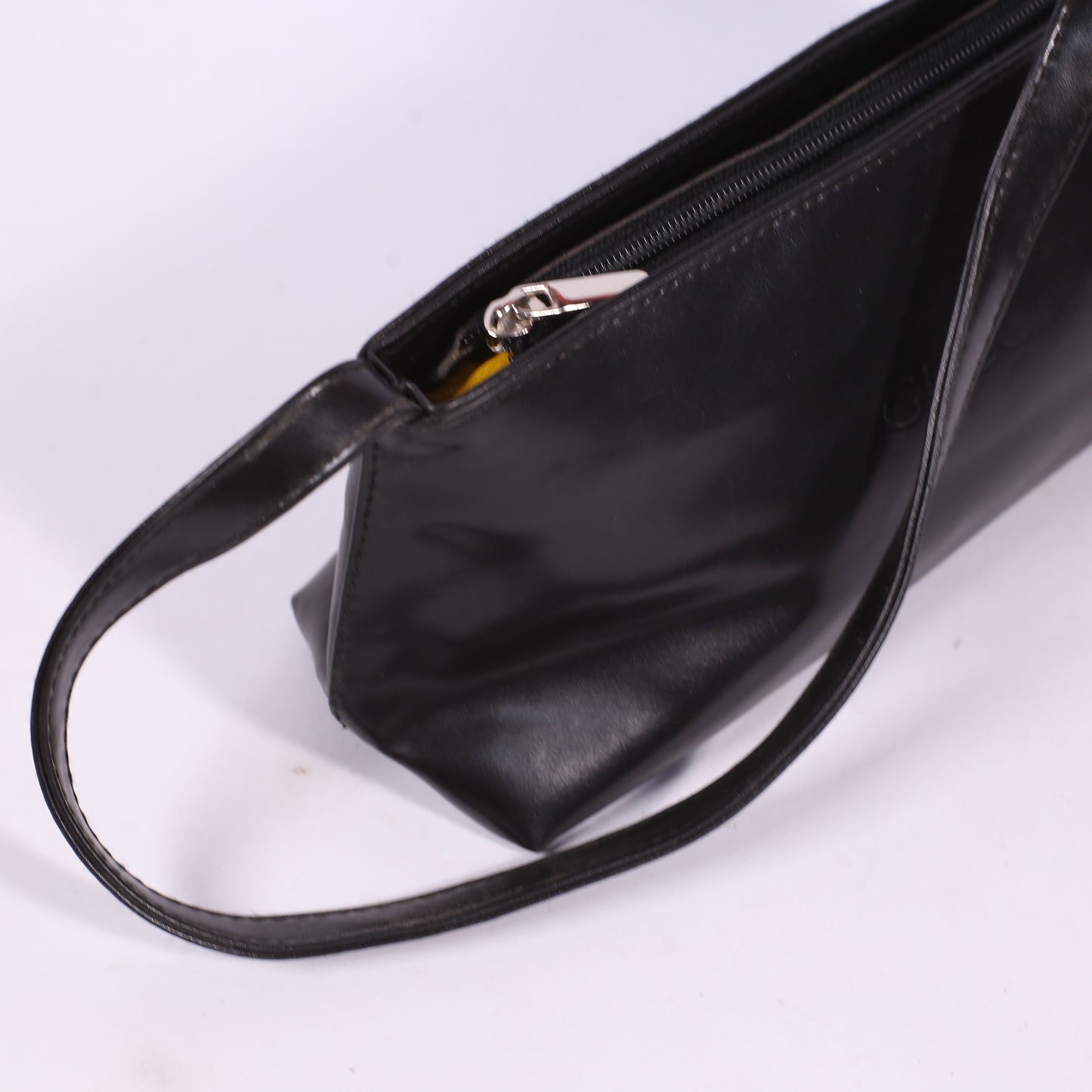 Gucci Women Black Bag