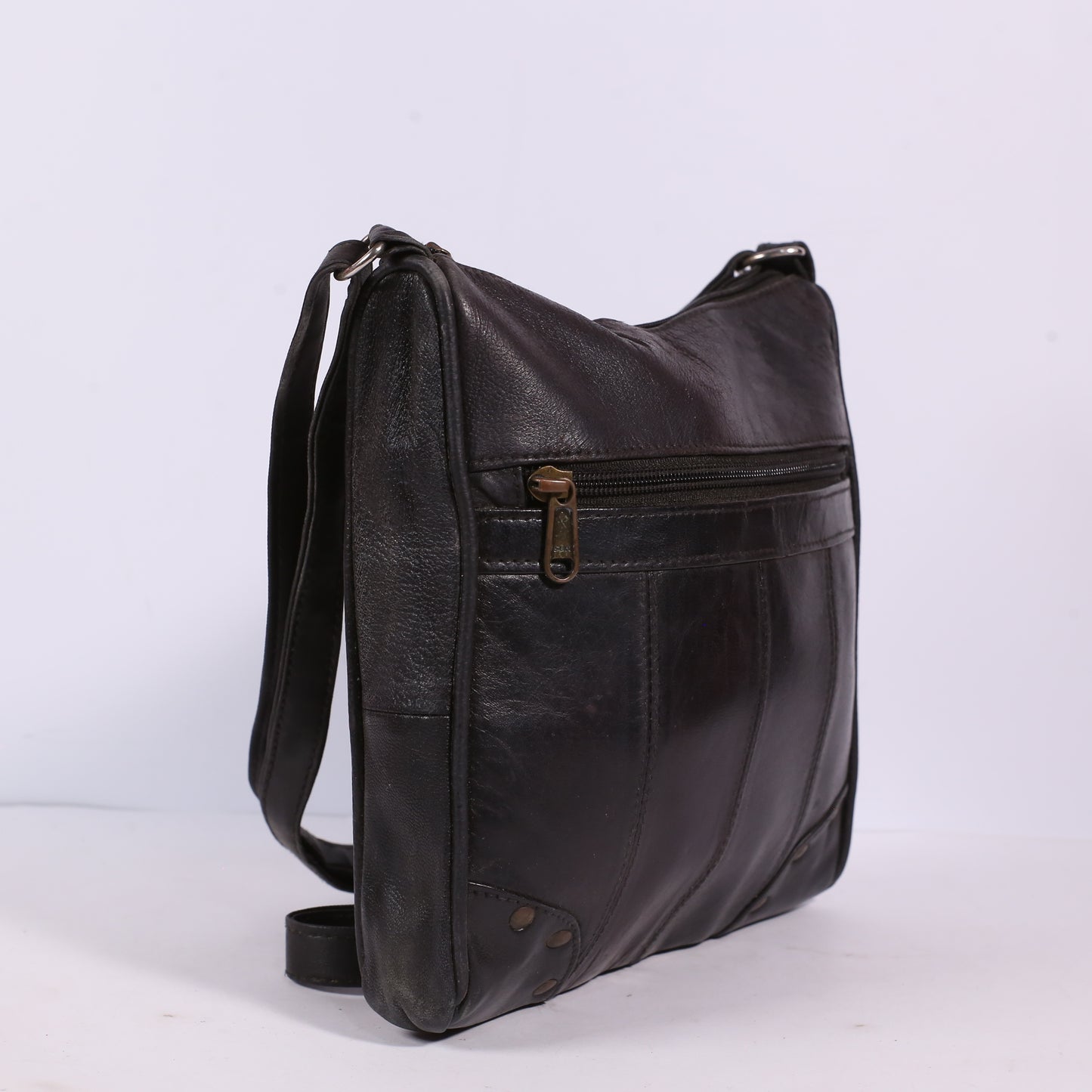 Ladies Leather Cross Body/Shoulder Bag