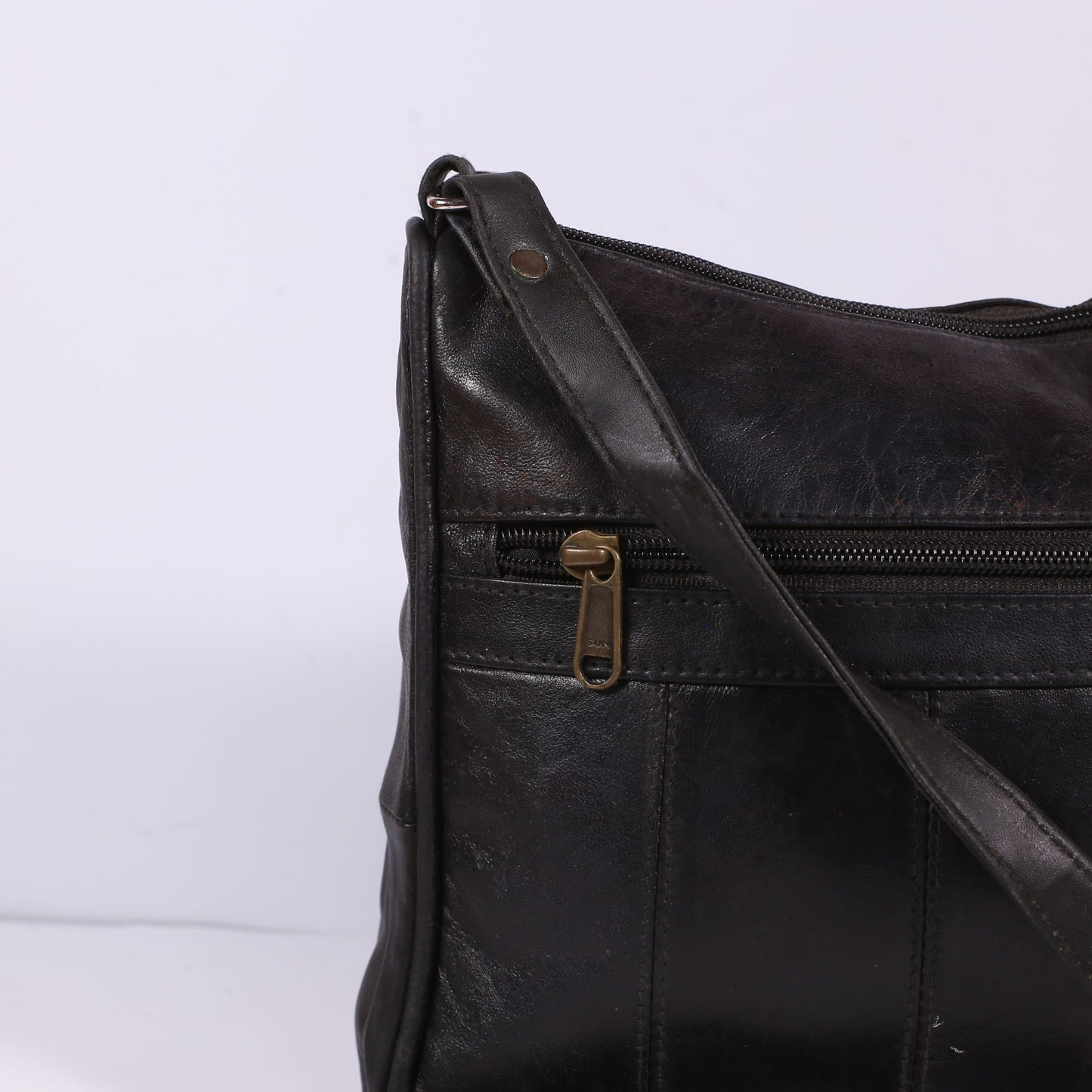 Ladies Leather Cross Body/Shoulder Bag