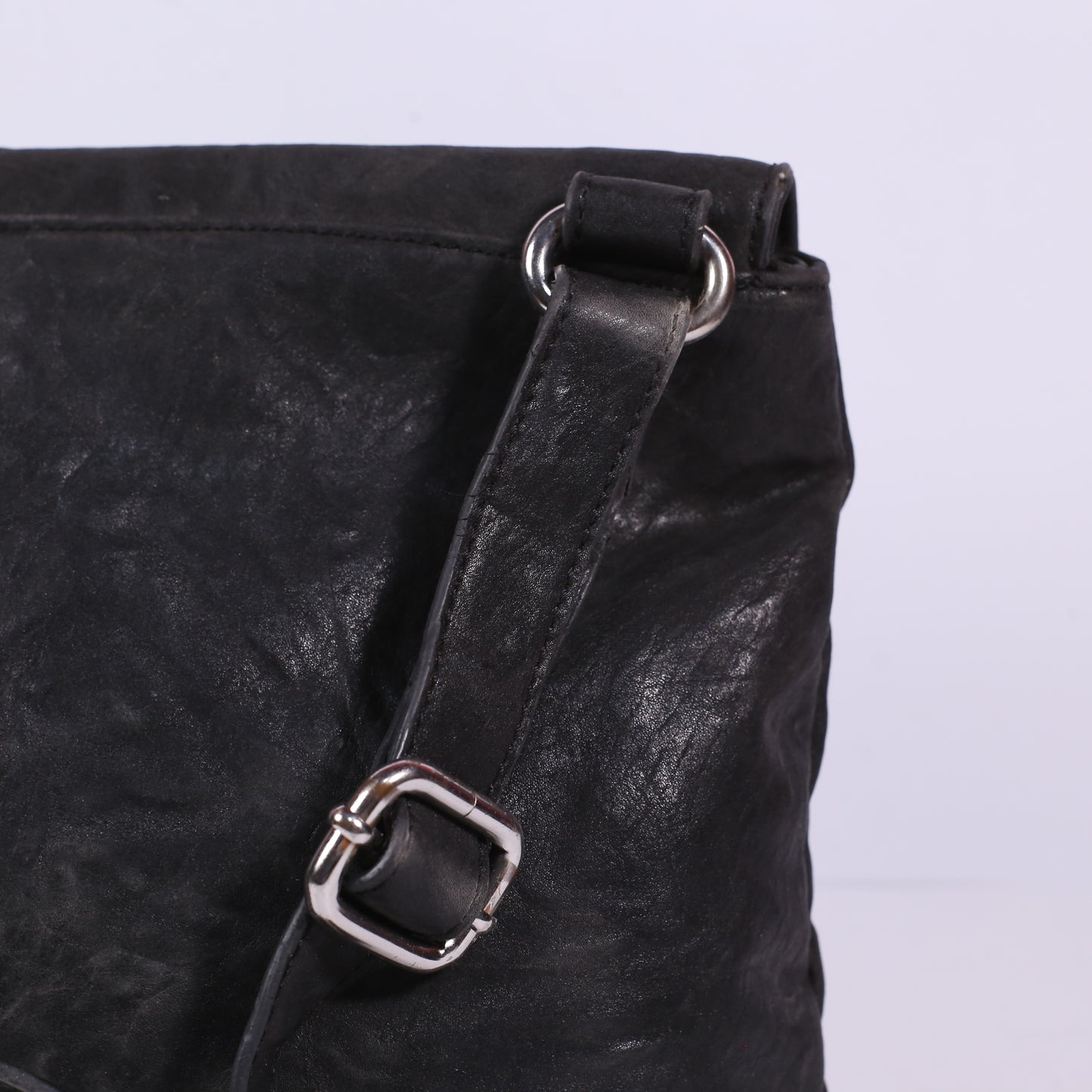 Relativity Leather Gacha Belt One Shoulder Bag