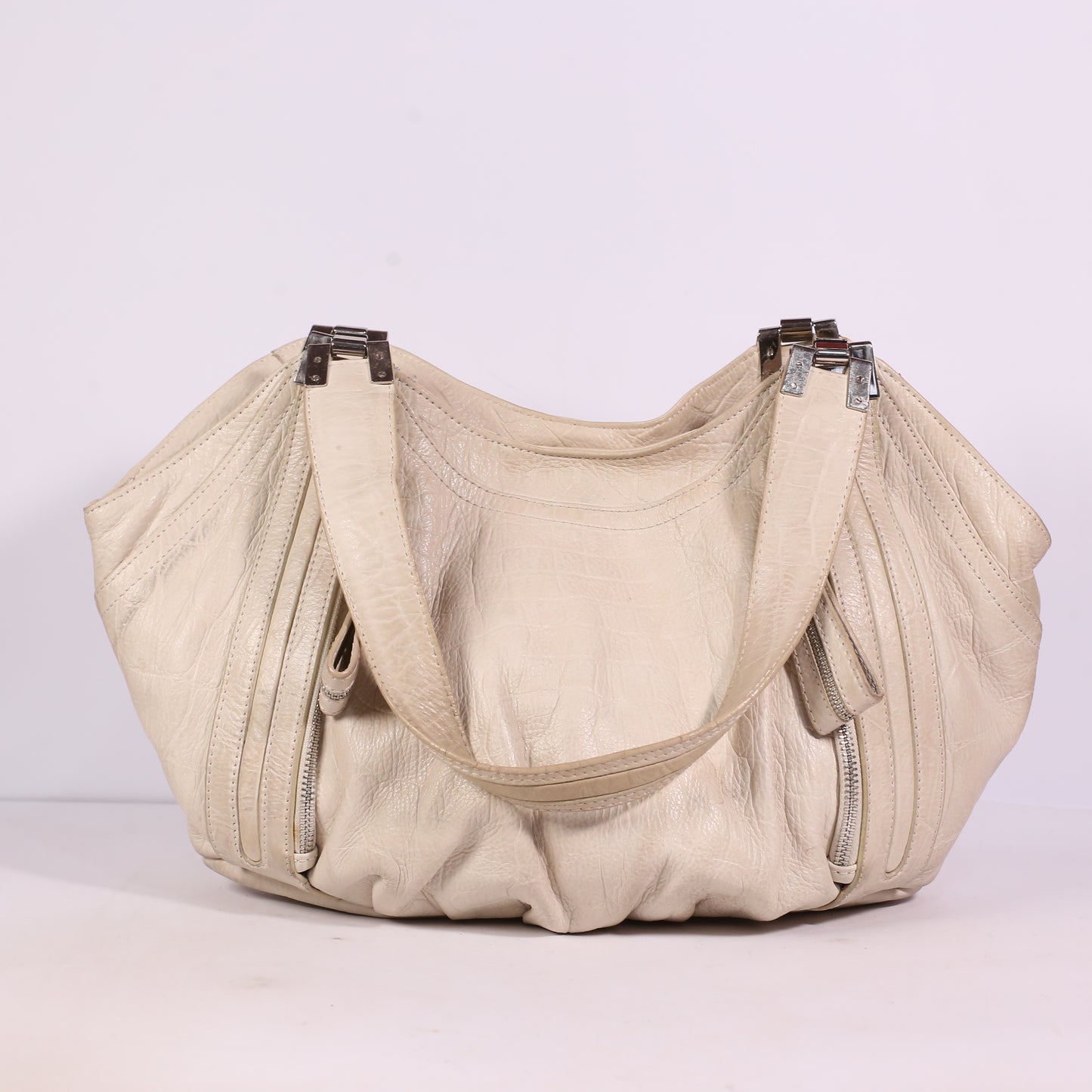 Makowsky Women White Bag